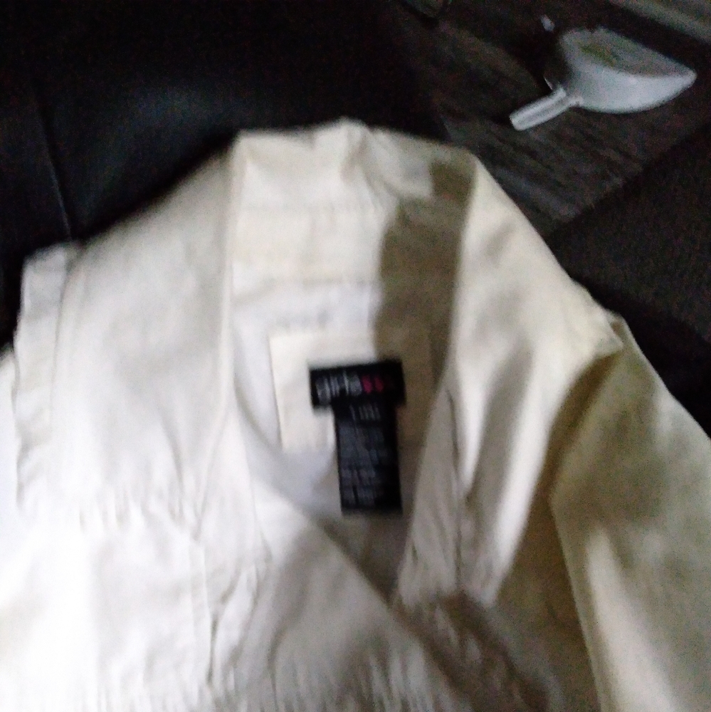 shirt - Picture 3 of 6